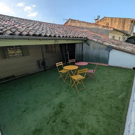 Cos'ales - Beaux T3 Avec Grande Terrasse Centre Apartmán Alès